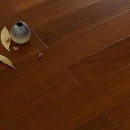 卧室应该选什么实木地板,木之初地板厂家直销